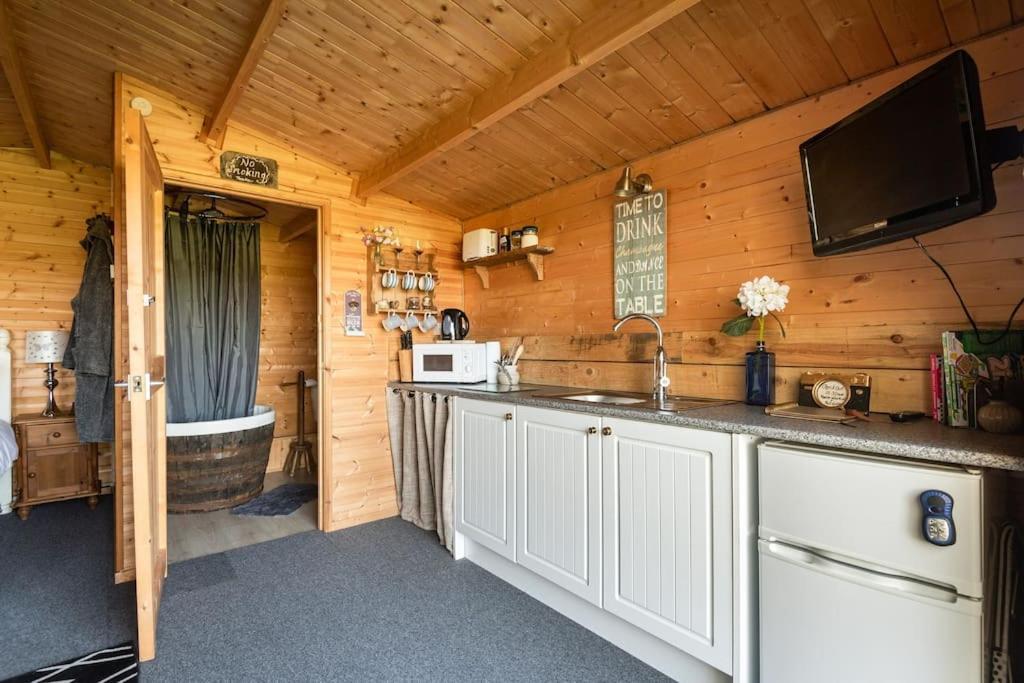 Вилла Secret & Secluded Sedlescombe Баттл Экстерьер фото