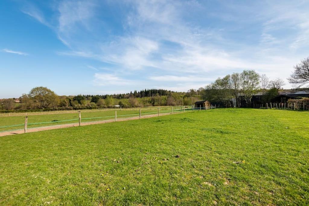 Вилла Secret & Secluded Sedlescombe Баттл Экстерьер фото